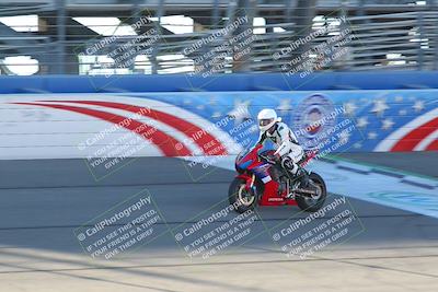 media/Nov-26-2022-Fastrack Riders (Sat) [[b001e85eef]]/Level 1/Session 1 Front Straight/